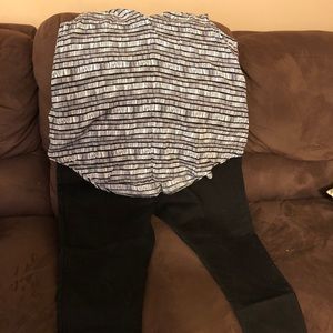 Complete outfit! Levi’s black jeans and ON Top